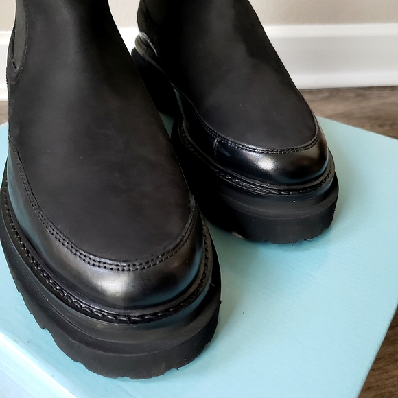 Seychelles | Savor The Moment Chelsea Combat Boot - Picture 7 of 16